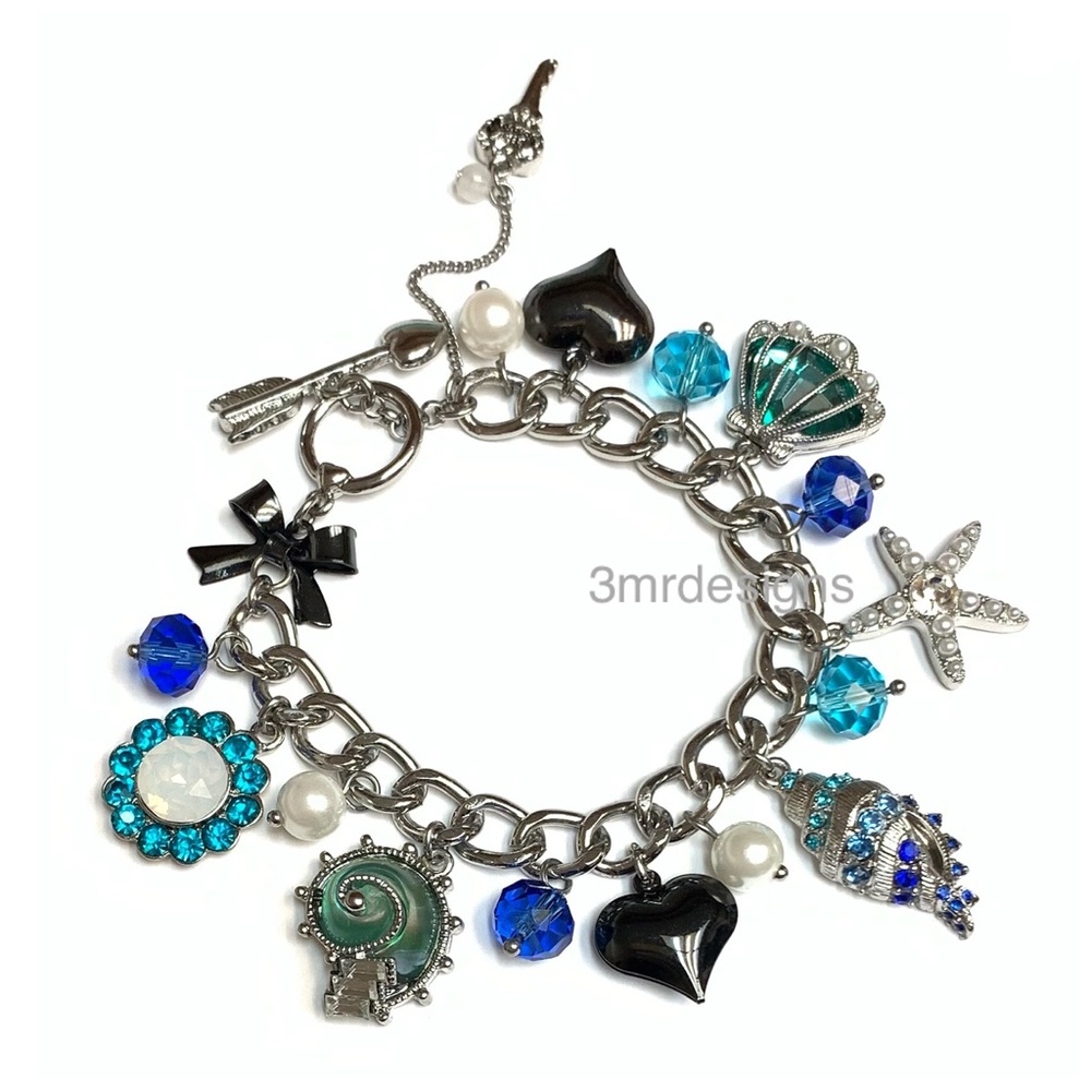 NWOT RARE Betsey Johnson💋BLUE SEA Silver Tone Faux Pearls Glass Stones Bracelet